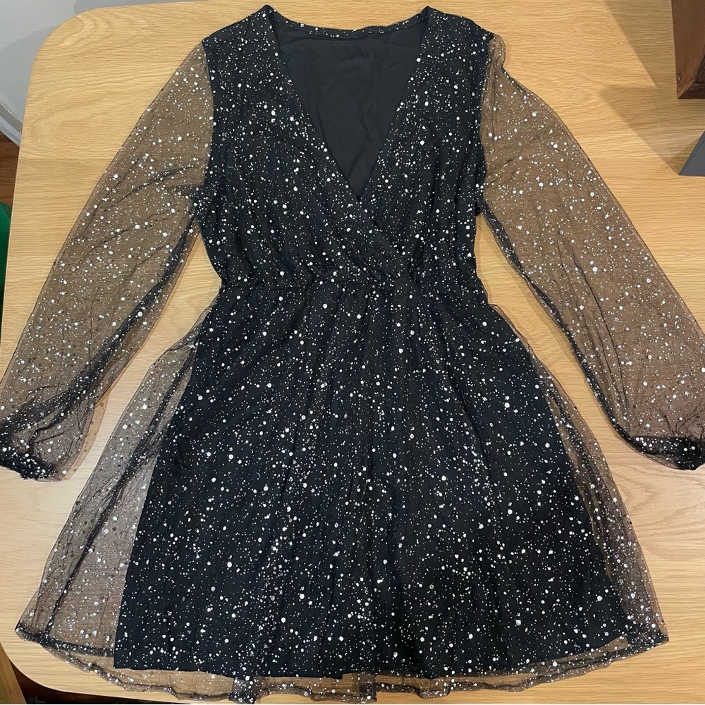 Floerns *New* Women's Lantern Long Sleeve V Neck Mesh Cocktail Dress. Size M